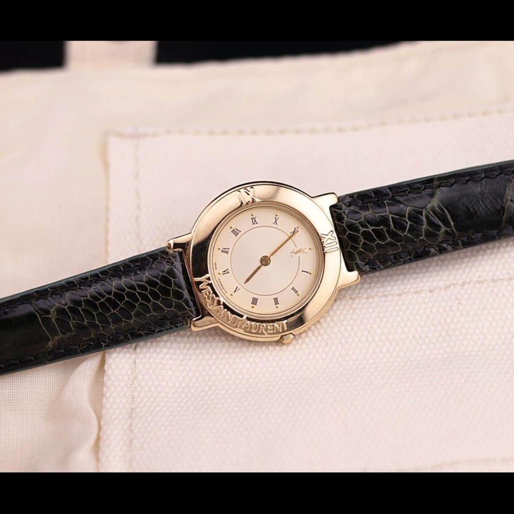 Vintage 1983 YSL Citizen 4620-E60957 
30mm Women’s Watch [Near Mint] Gold-Plated - Picture 4 of 9